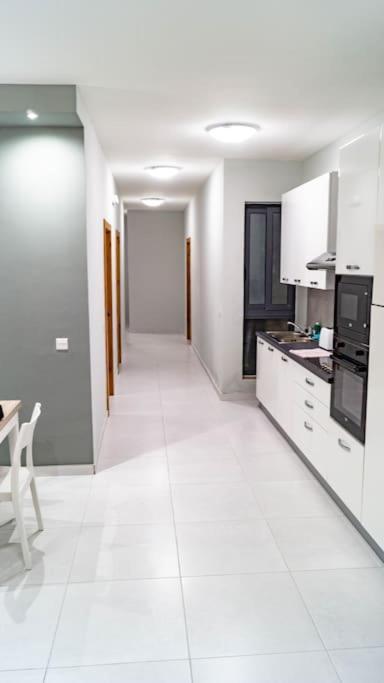 New, Very Modern, Seaside Apartment *
